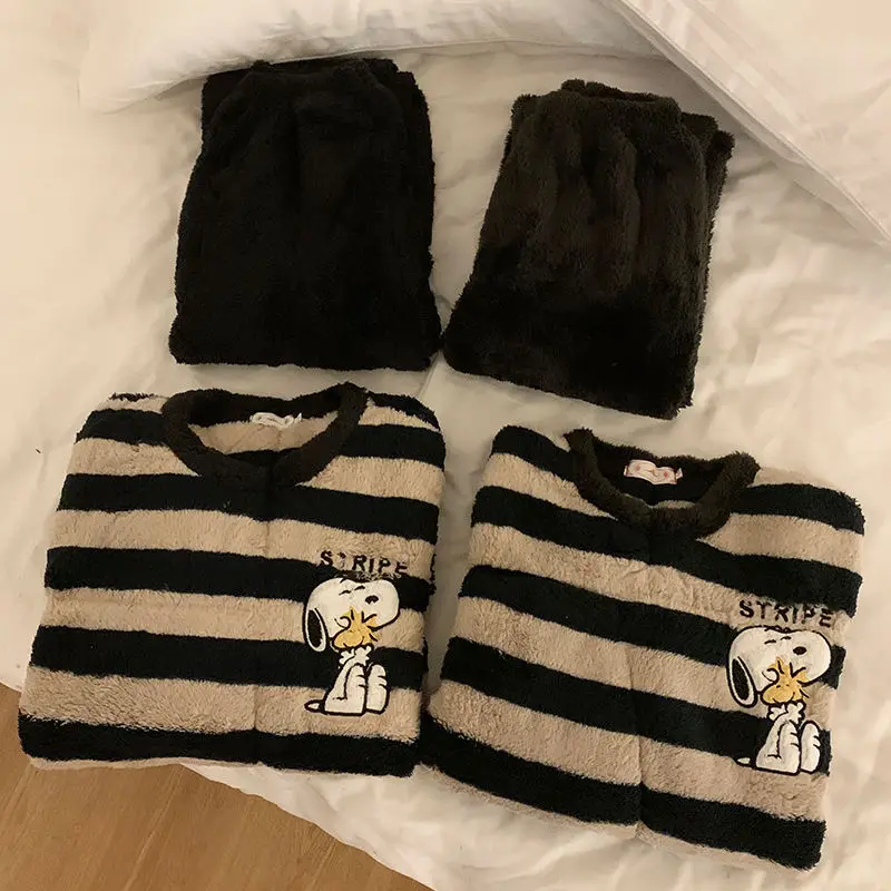 Men Shoes China - Snoopy men and women couple autumn