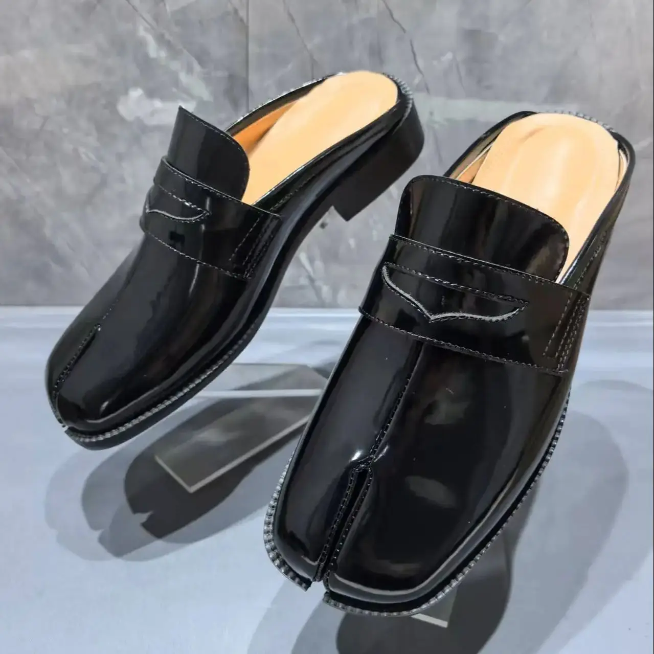 Split Toe Tabi Men's Slippers  - Men Shoes Black 评论和价格