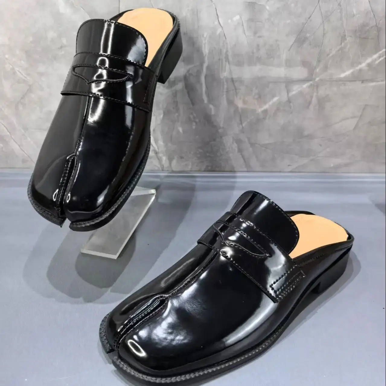 Split Toe Tabi Men's Slippers  - Men Shoes Black 评论和价格
